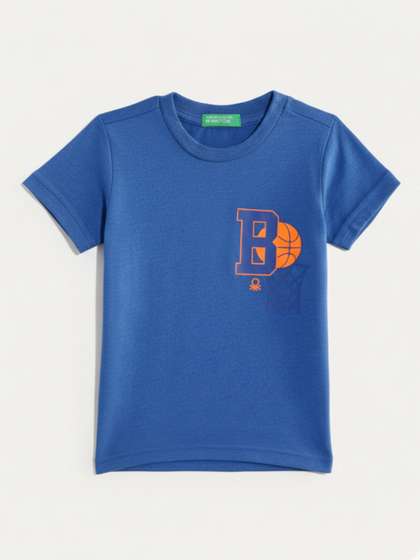 United Colors of
                    Benetton Boys Graphic Printed Regular Fit T-Shirt