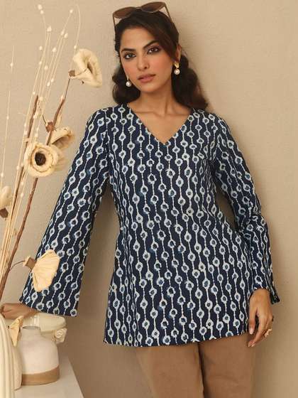 Libas Geometric
                        Printed V-Neck Kurti