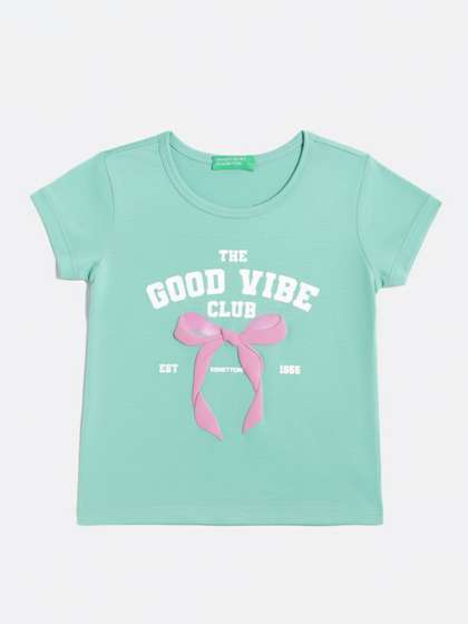 United Colors of
                    Benetton Girls Typography Printed T-shirt