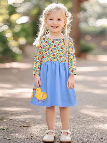 LULU & SKY Girls
                      Printed Nightdress