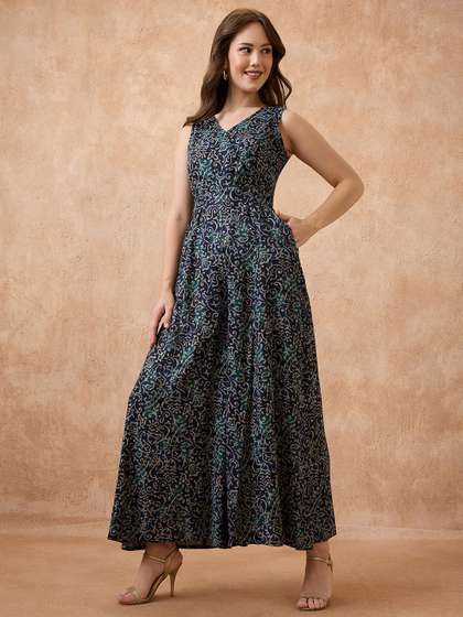 Globus V-Neck
                          Ethnic Print Flared Fusion Jumpsuit