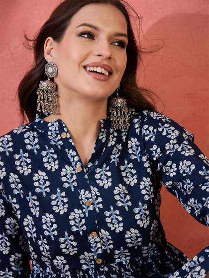 Sangria Printed
                          Pure Cotton Tops