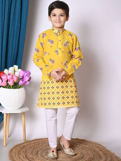 Cae Boys Ethnic Motifs
                    Printed Straight Kurta with Pyjamas