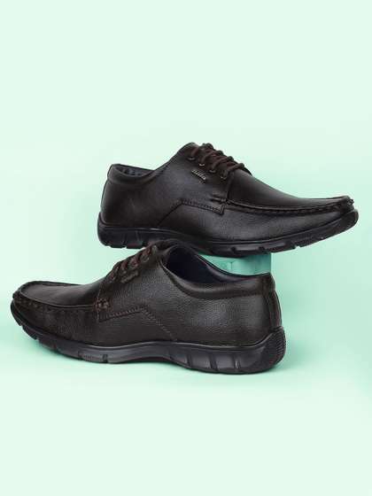 Bata Men Lace-Up
                      Formal Derby Shoes