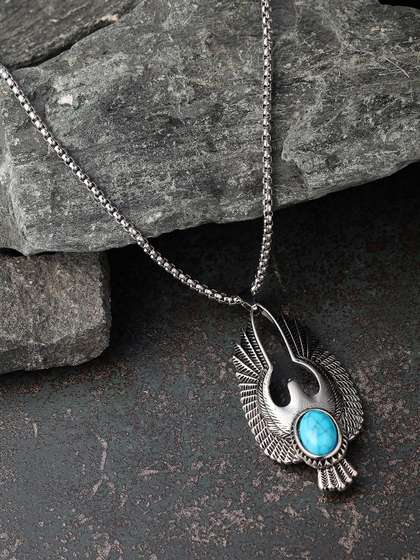 French Accent Men
                      Silver-Plated Phoenix-Shaped Pendant With Chain