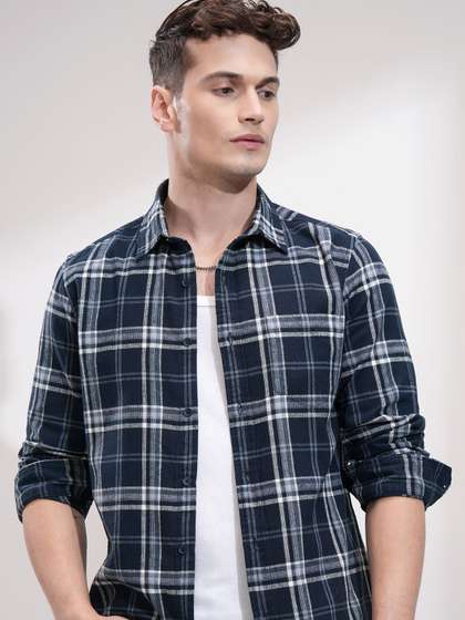 HIGHLANDER Opaque Casual Shirt