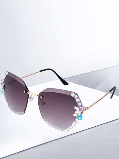HAYDEN haiza Women
                        Round Sunglasses with UV Protected Lens