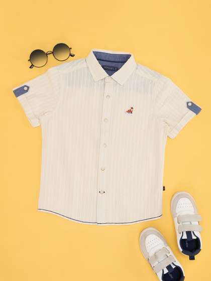 Pantaloons Junior Boys
                    Opaque Party Shirt