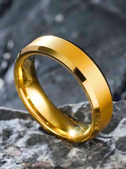 The Roadster Lifestyle
                      Co Men Stainless Steel Band Ring