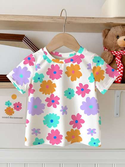 Googo Gaaga Girls
                    T-shirt