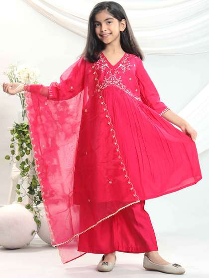 misbis Girls
                      Embroidered Regular Sequinned Kurta with Palazzos
                      & With Dupatta