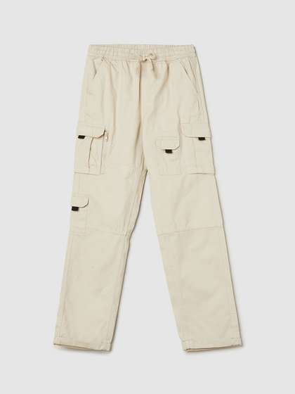 max Boys Regular Fit
                      Cotton Cargos