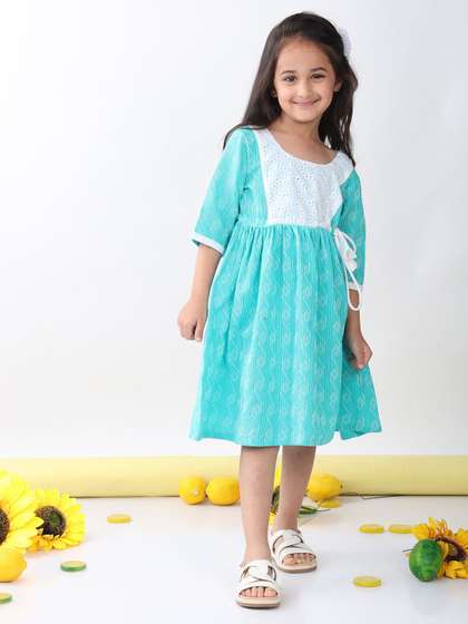 Sangria Girls Printed
                    Cotton Knee Length Dresses