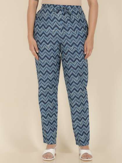 Aramya Women Printed Palazzos