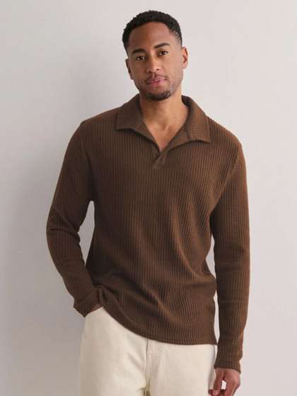 Genzy Men Self Design Polo T-shirt