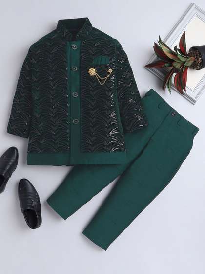 ahhaaaa Boys Ethnic
                    Motifs Embroidered Mandarin Collar Sequinned Velvet
                    Kurta With Pyjamas