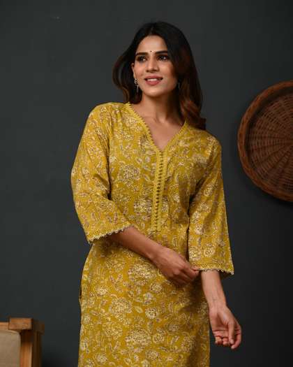 Rimeline Floral
                          Printed V-Neck Pure Cotton Straight Kurtas