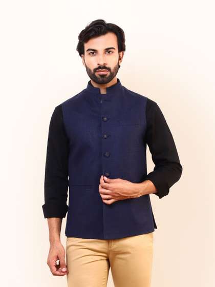 Satwaa Men Solid Nehru Jacket