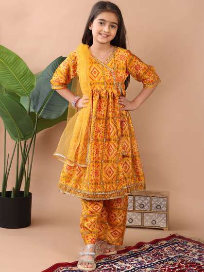 Here&Now X Kinder
                    Kids Girls Ethnic Motifs Printed Angrakha Kurti with
                    Palazzos