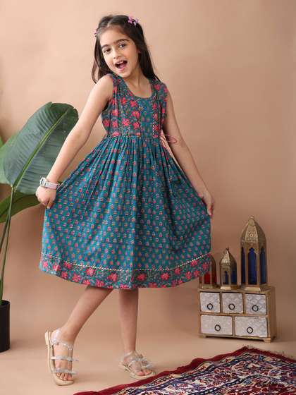 Sangria Girls Printed
                    Cotton Sleeveless Dress