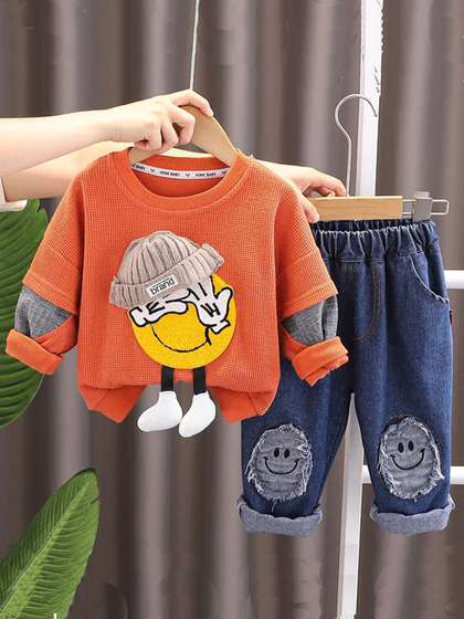 Bold N Elegant Kids
                    Embellished Pure Cotton Sweatshirt With Trousers