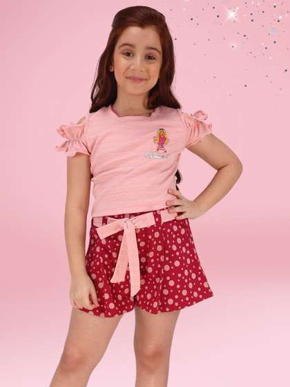 CUTECUMBER Girls Round
                    Neck Top With Shorts