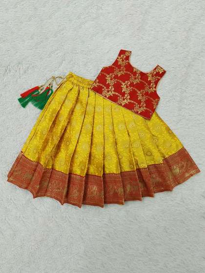 FELIZ THE DESIGNER
                    STUDIO Girls Floral Woven Design Ready to Wear
                    Lehenga & Blouse