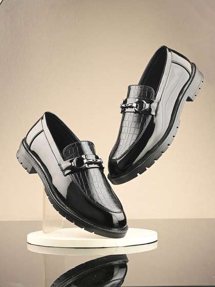 HERE&NOW Men
                          Textured Leather Formal Loafers