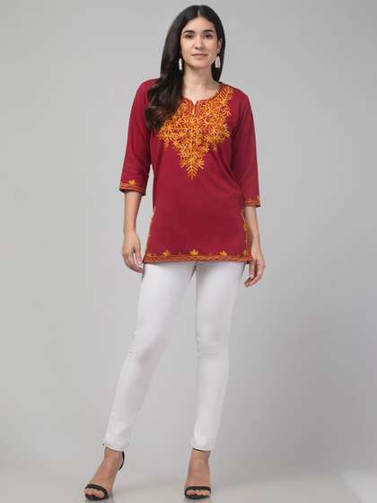 FAMBEE Embroidered Kurti