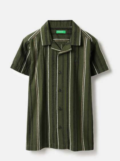 United Colors of
                    Benetton Boys Vertical Striped Spread Collar Shirt