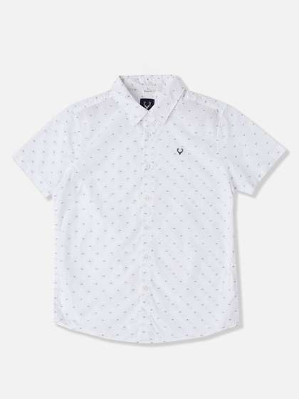Allen Solly Junior Boys
                    Geometric Printed Spread Collar Short Sleeves Pure
                    Cotton Shirt