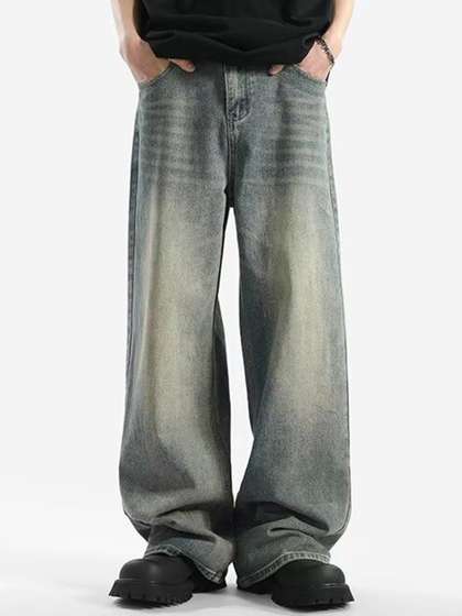 StyleCast x Revolte
                      Men Wide Leg Mid-Rise Medium Fade Jeans
