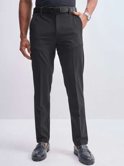 HIGHLANDER Men
                        Relaxed Fit Mid-Rise Formal Trousers