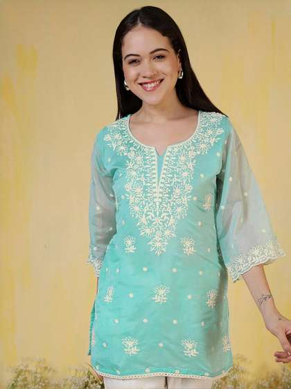 Uparna Women Blue
                        Kurtas