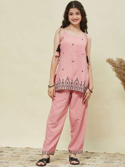 CurlyTales Girls
                    Embroidered Anarkali Kurta and Pant Set