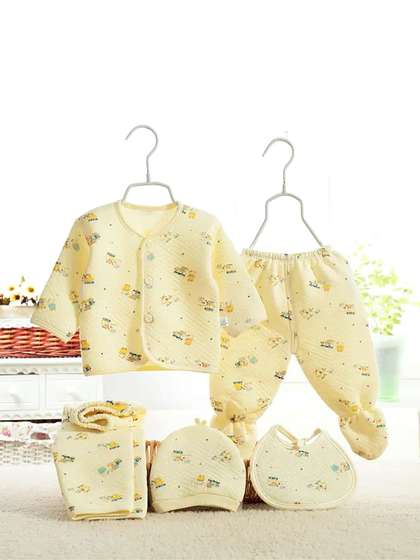 Fancy Walas 5-Pcs
                    Printed Baby ApparelGiftSet