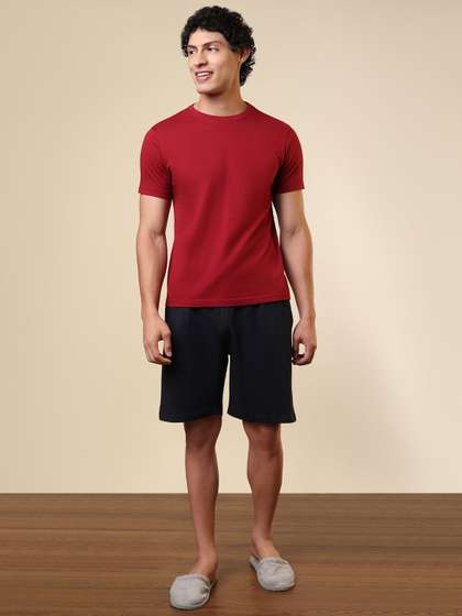 SleepZ by Raymond
                        Men Round Neck Pure Cotton Night Suit