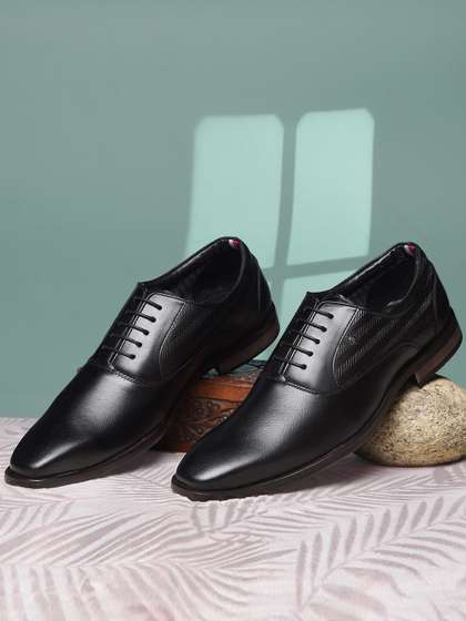 Bata Men Lace-Up
                        Formal Oxford Shoes