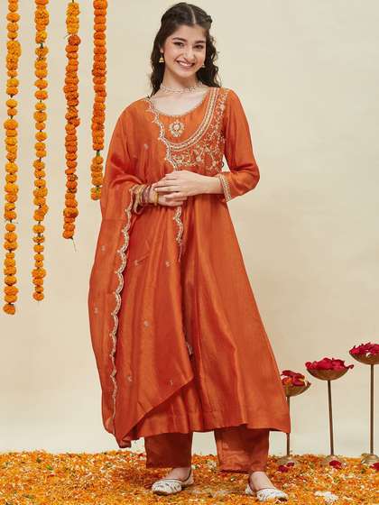 CurlyTales Girls Silk
                    Embroidered Anarkali Kurta and Pant Set with
                    Dupatta