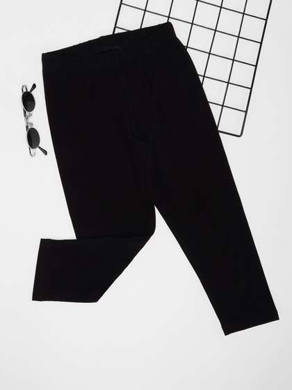 Pantaloons Junior
                      Girls Mid-Rise Leggings