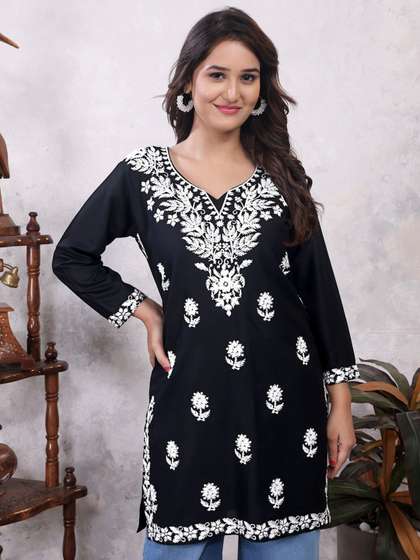RUDRA LIFESTYLE
                          Floral Embroidered Thread Work Pure Cotton
                          Thread Work Kurti