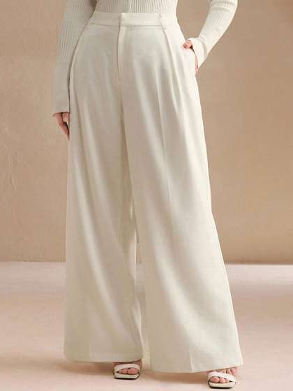 Chemistry Women
                        Relaxed Pleated Baggy Trousers