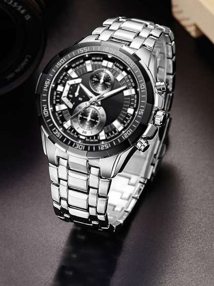 Skylark Boys Stainless
                    Steel Bracelet Style Straps Analogue Watch