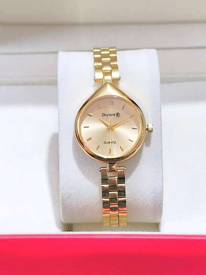 Skylark Girls
                    Embellished Stainless Steel Straps Analogue Watch
                    SEO_Girl_gold_ROU-4546