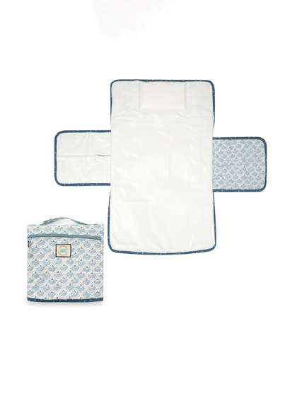 TIDY SLEEP Printed Pure
                    Cotton Diaper & Travel Mat