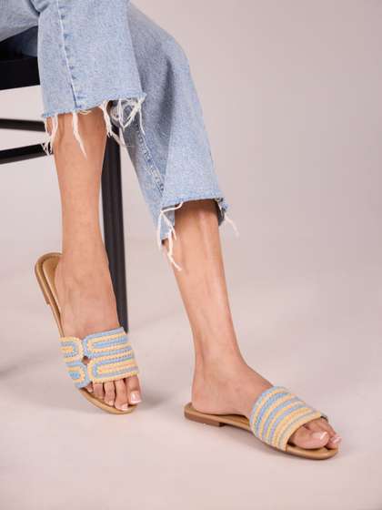 CAI Women Printed
                        Open Toe Flats