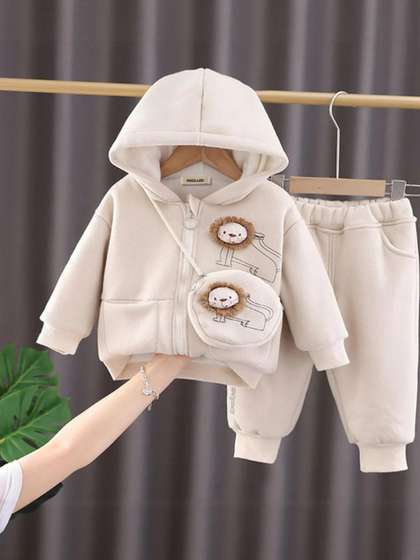 YK Kids-Unisex Wool
                        Blend Clothing Set
