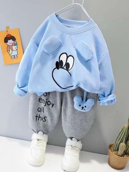 YK Kids-Unisex Wool
                    Blend Clothing Set