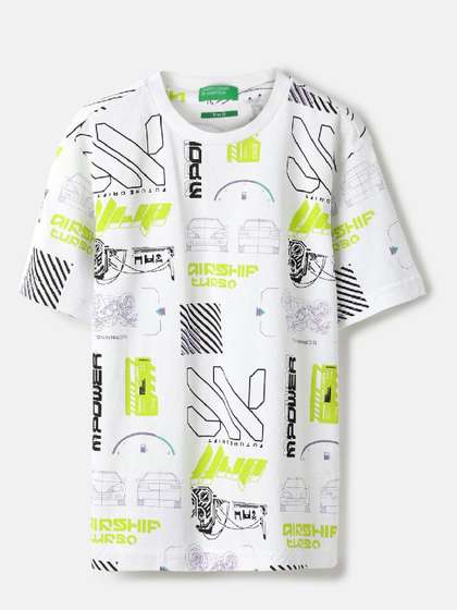 United Colors of
                    Benetton Boys Graphic Printed Pure Cotton Relaxed
                    Fit T-shirt