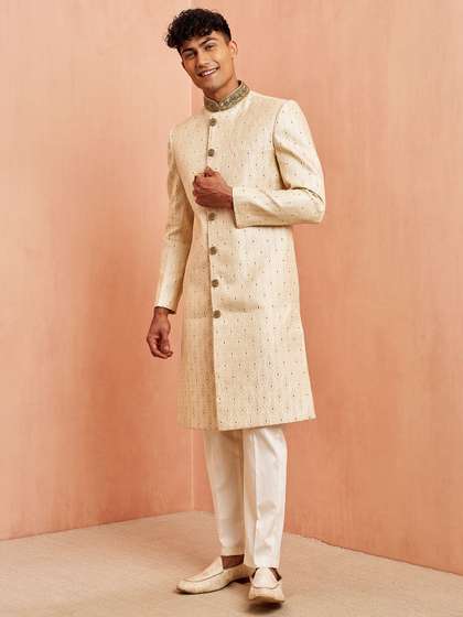 VASTRAMAY Men Self
                      Design Embroidered Sherwani Set